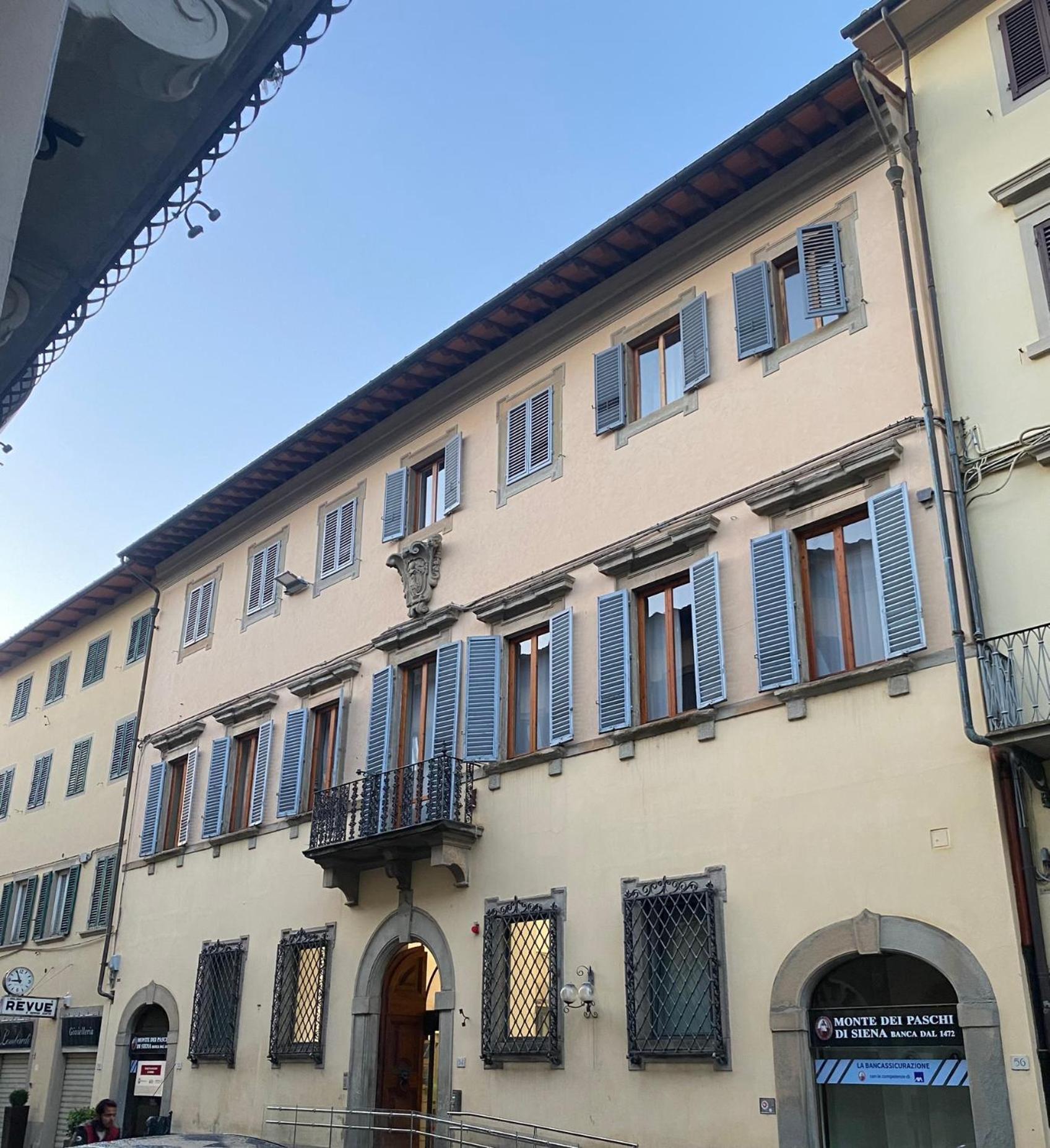 Palazzo Mari Suite & Rooms B&B Montevarchi Exterior photo